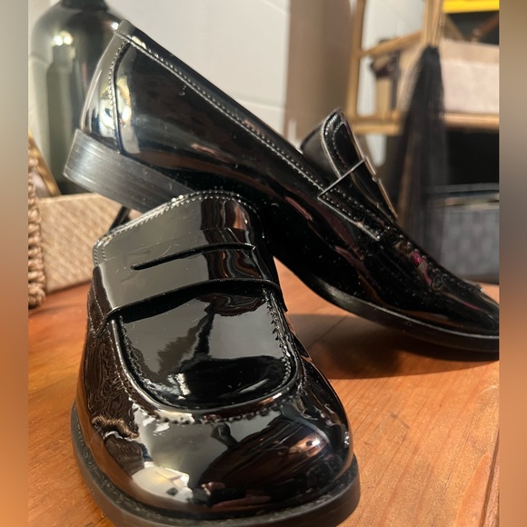 Zara Patent Leather Loafers - Picture 11 of 15